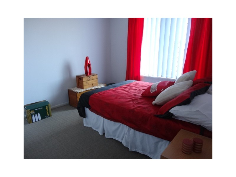 1/2 Cullen Close, Bowen QLD 4805