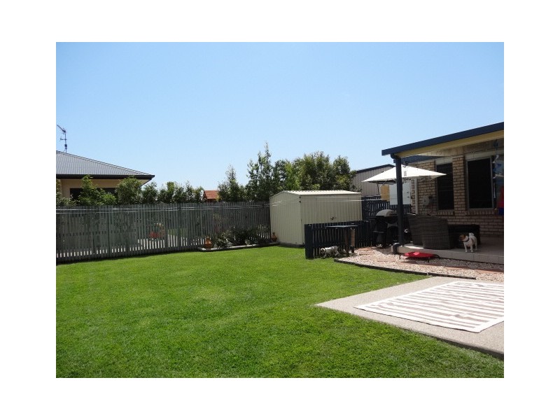 1/2 Cullen Close, Bowen QLD 4805