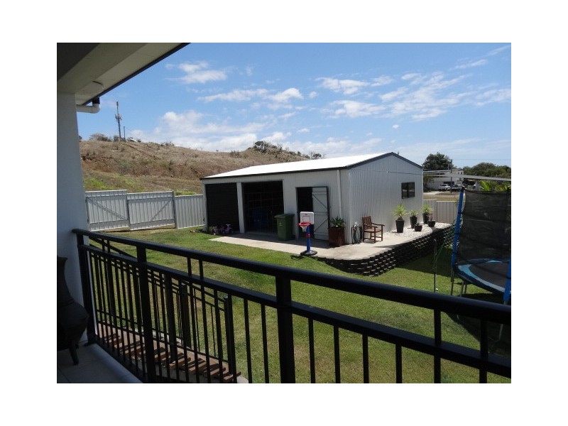 18 Reynolds Street, Bowen QLD 4805