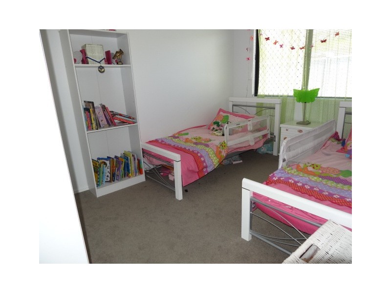 18 Reynolds Street, Bowen QLD 4805