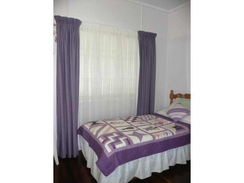 12 Brisbane Street, Bowen QLD 4805