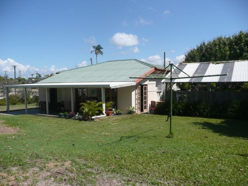 12 Brisbane Street, Bowen QLD 4805