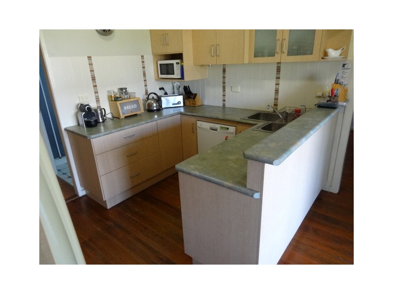 53 Poole Street, Bowen QLD 4805