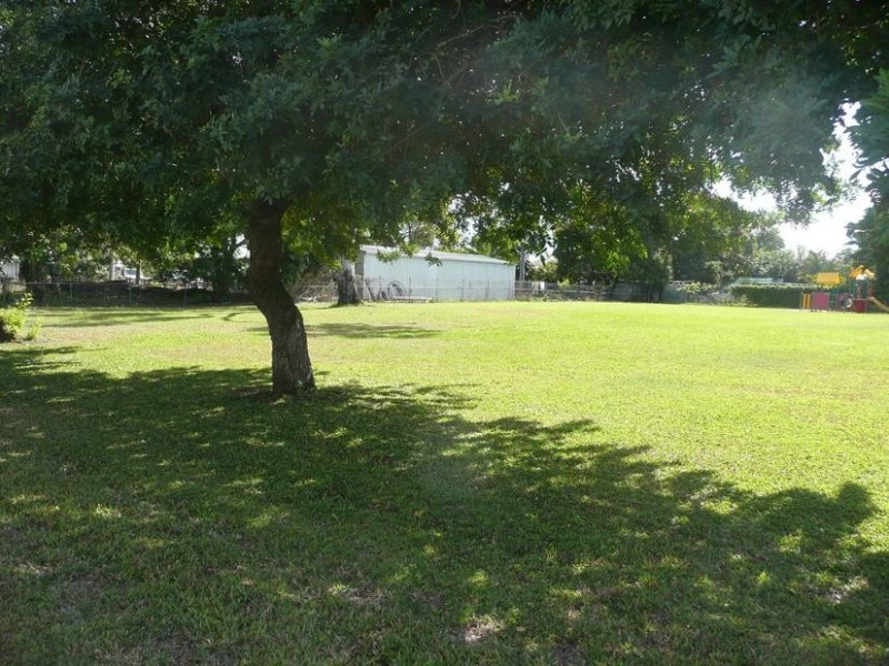 40 Fifth Avenue, Scottville QLD 4804