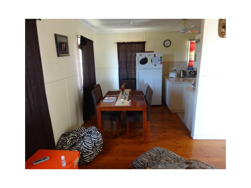 16 Cunningham Street, Collinsville QLD 4804