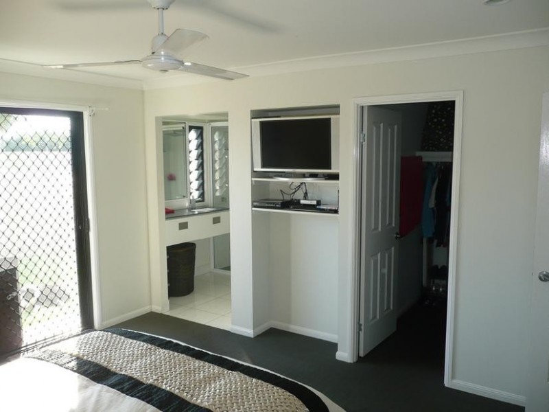34 Bryant Avenue, Bowen QLD 4805