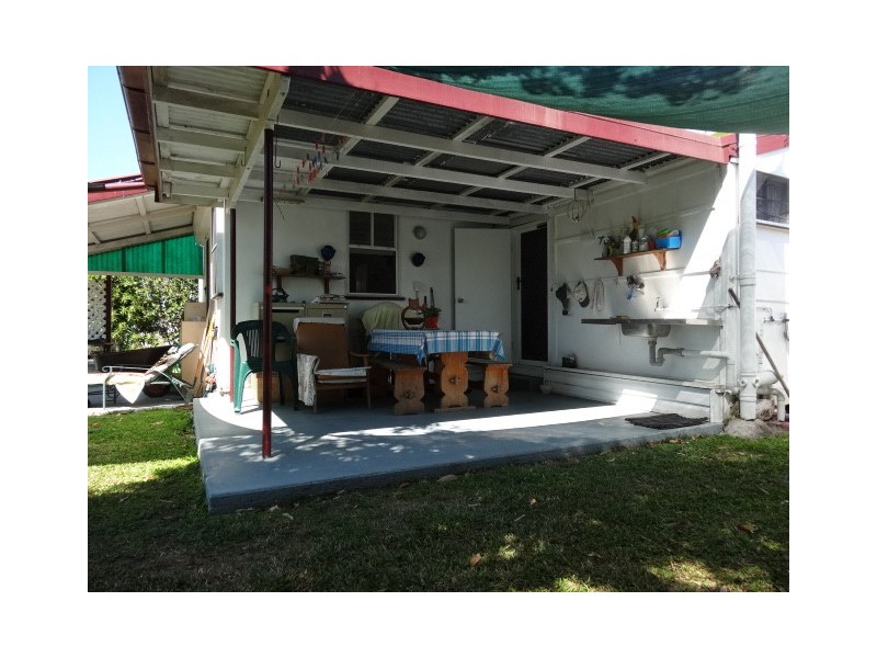 22 Poole Street, Bowen QLD 4805