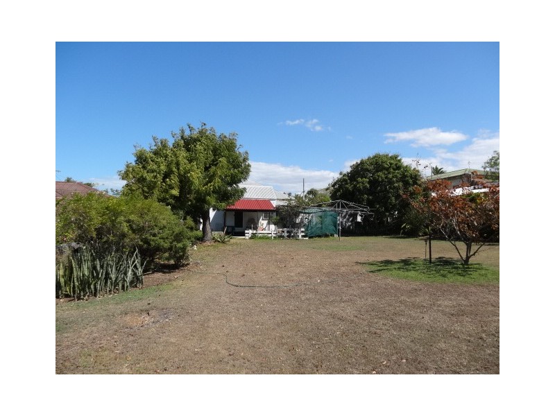 22 Poole Street, Bowen QLD 4805