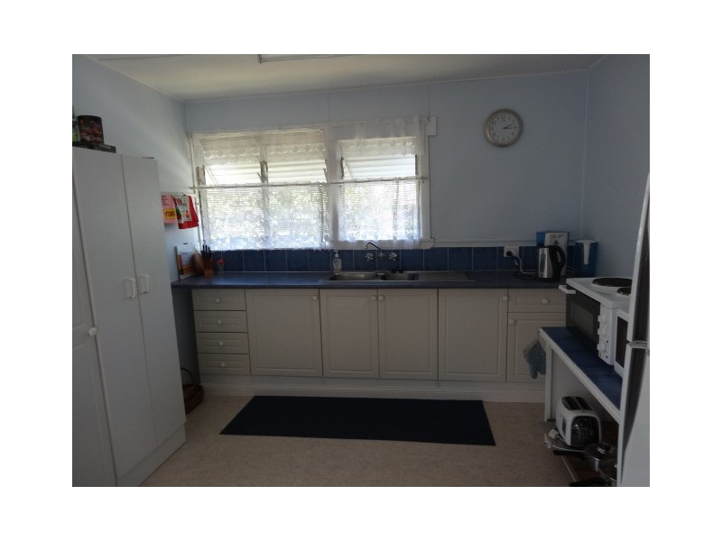 22 Poole Street, Bowen QLD 4805