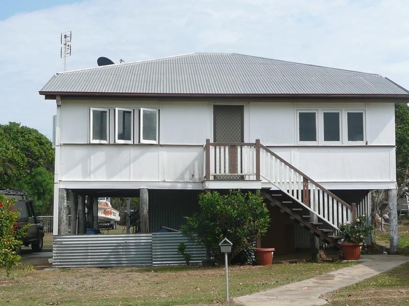 124 Powell Street, Bowen QLD 4805
