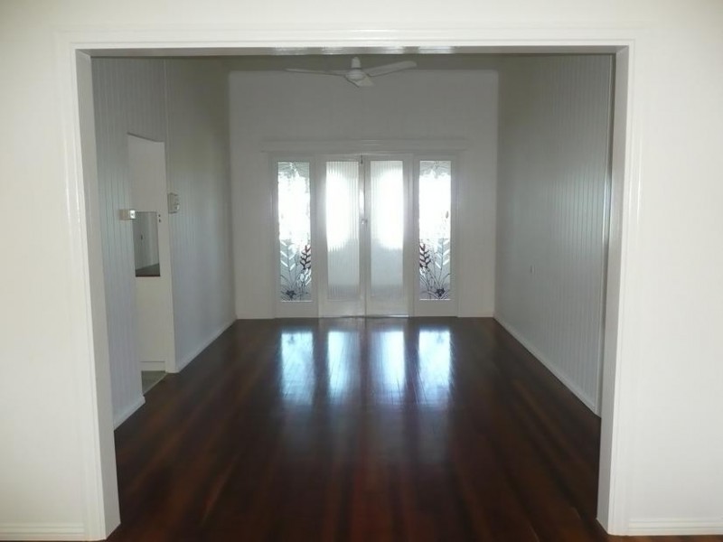 18 Hay Street, Bowen QLD 4805