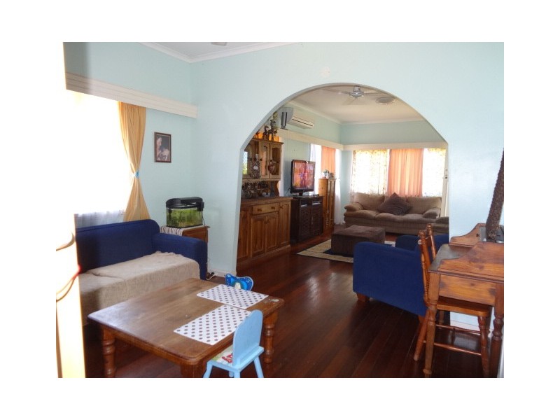 33 Gloucester Street, Bowen QLD 4805