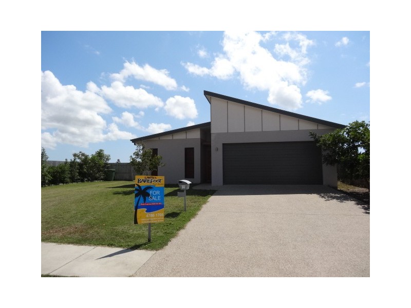 18 Banks Drive, Bowen QLD 4805