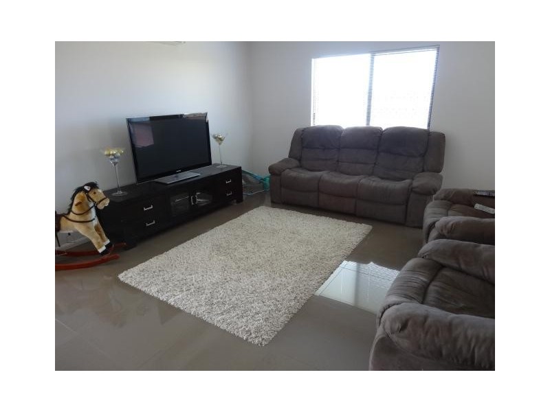 1 Cypress Crescent, Bowen QLD 4805