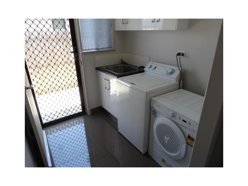 1 Cypress Crescent, Bowen QLD 4805