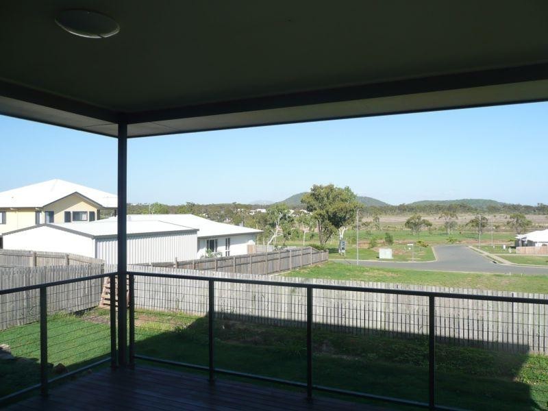 13 Sunshine Court, Bowen QLD 4805