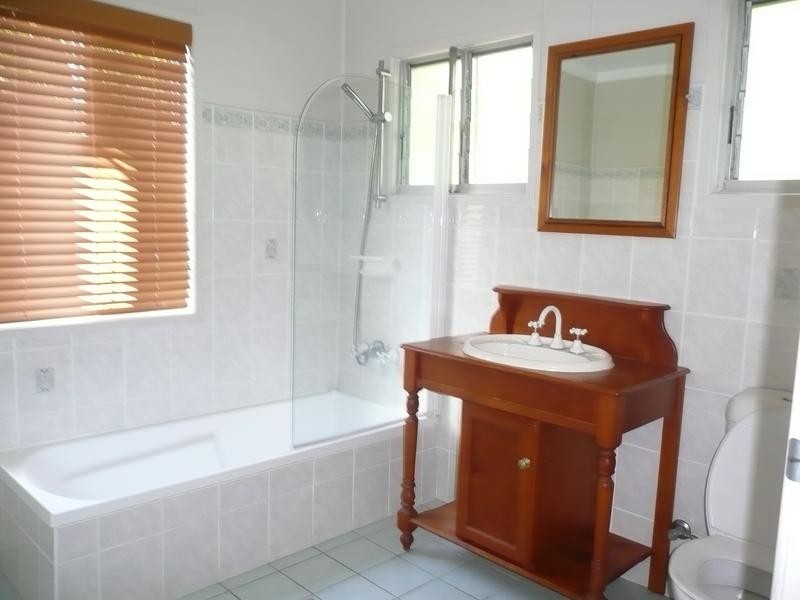 7A Philip Street, Bowen QLD 4805