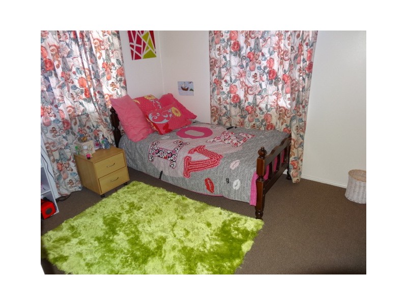 18 Daniel Street, Bowen QLD 4805