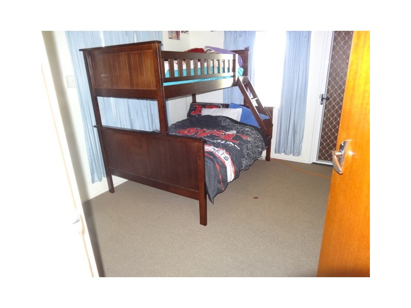 18 Daniel Street, Bowen QLD 4805
