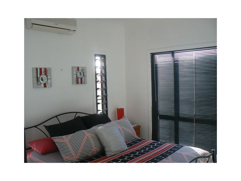 60 Powell Street, Bowen QLD 4805