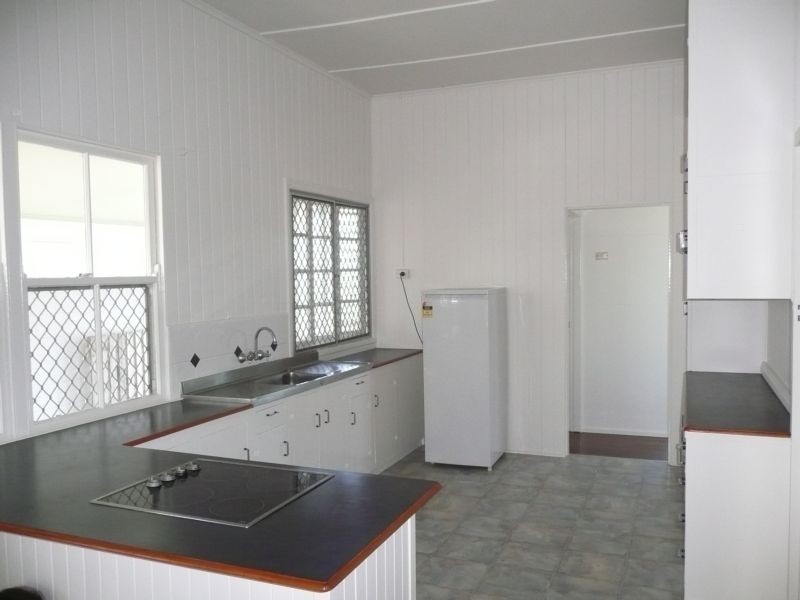 18 Hay Street, Bowen QLD 4805