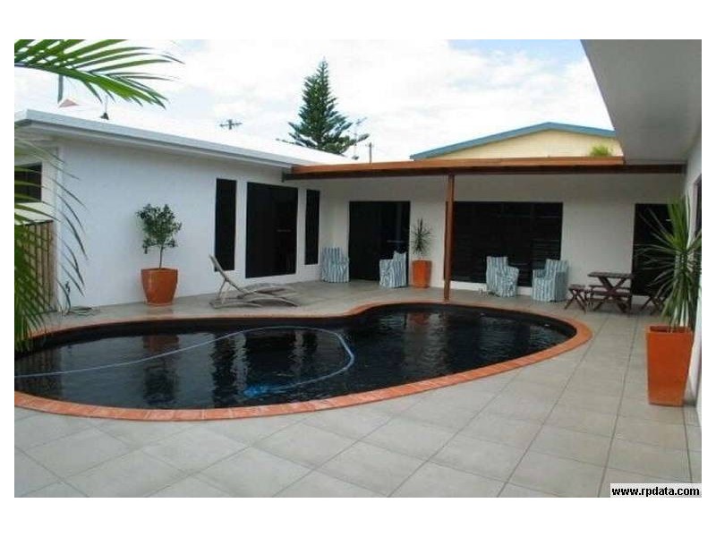 57 Horseshoe Bay Road, Bowen QLD 4805