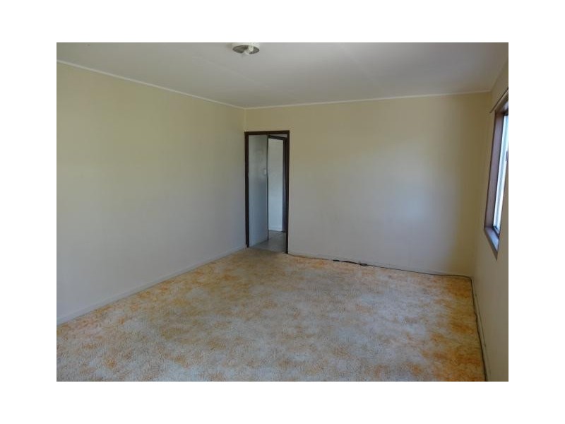 17 Marshall Street, Bowen QLD 4805