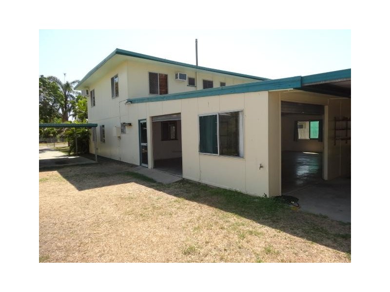 17 Marshall Street, Bowen QLD 4805