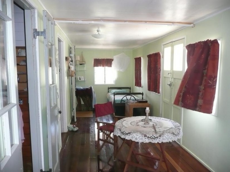 35 Sinclair Street, Bowen QLD 4805