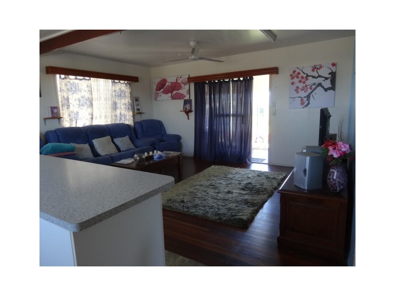 15 Mackenzie Street, Bowen QLD 4805