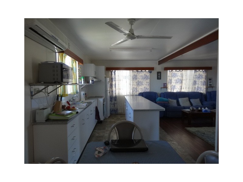 15 Mackenzie Street, Bowen QLD 4805