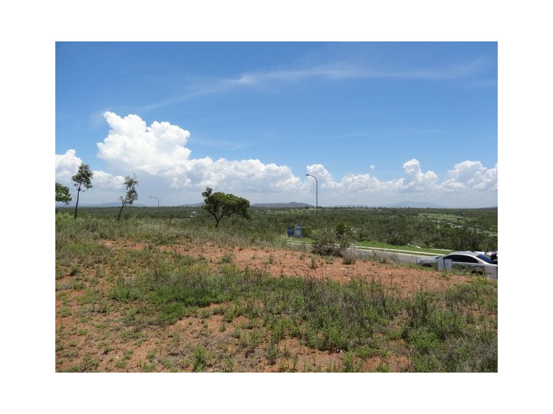 18 Harbour View Terrace, Bowen QLD 4805