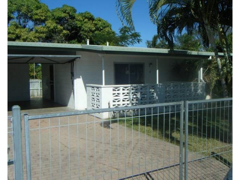 4/91 Horseshoe Bay Road, Bowen QLD 4805