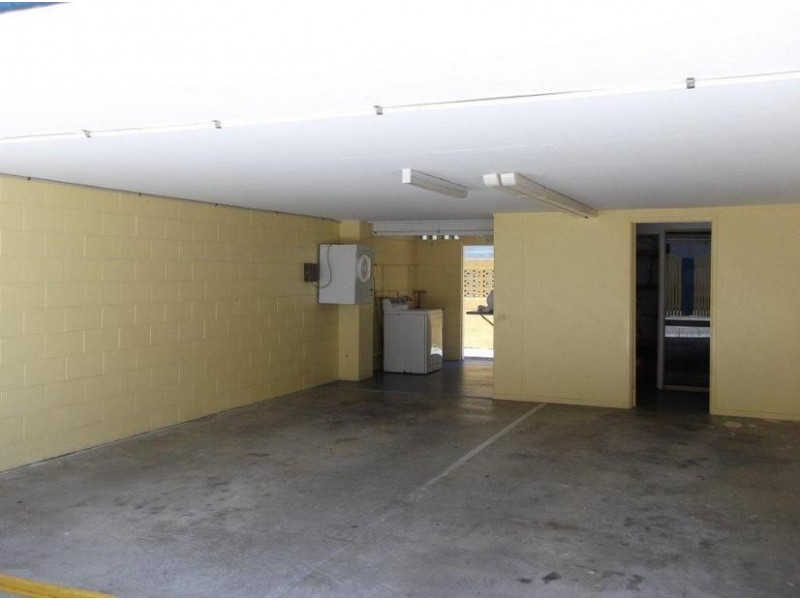 2/47 Horseshoe Bay Road, Bowen QLD 4805