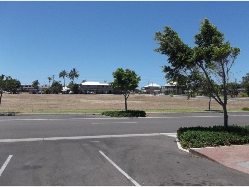 1-3 Herbert Street, Bowen QLD 4805