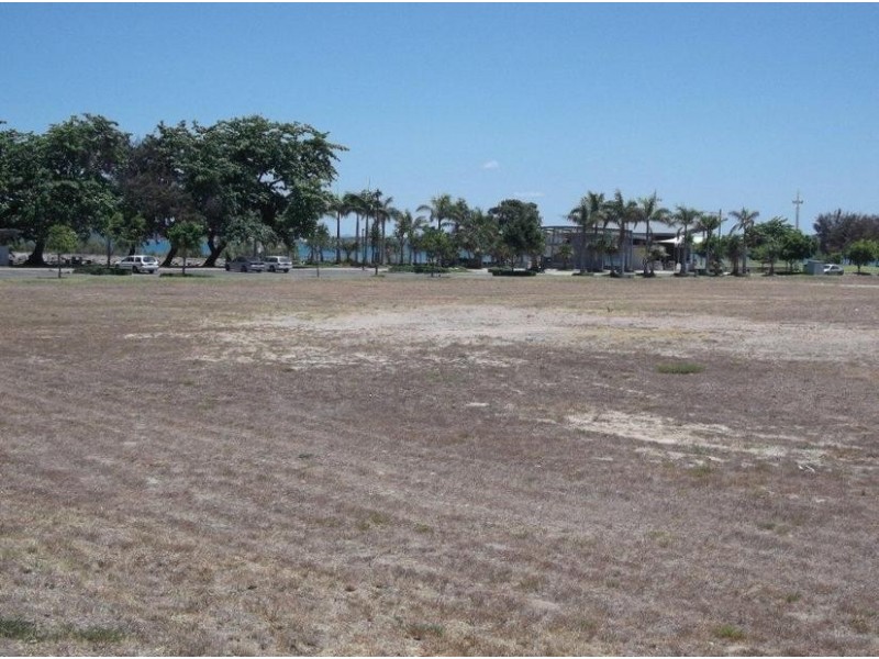 1-3 Herbert Street, Bowen QLD 4805