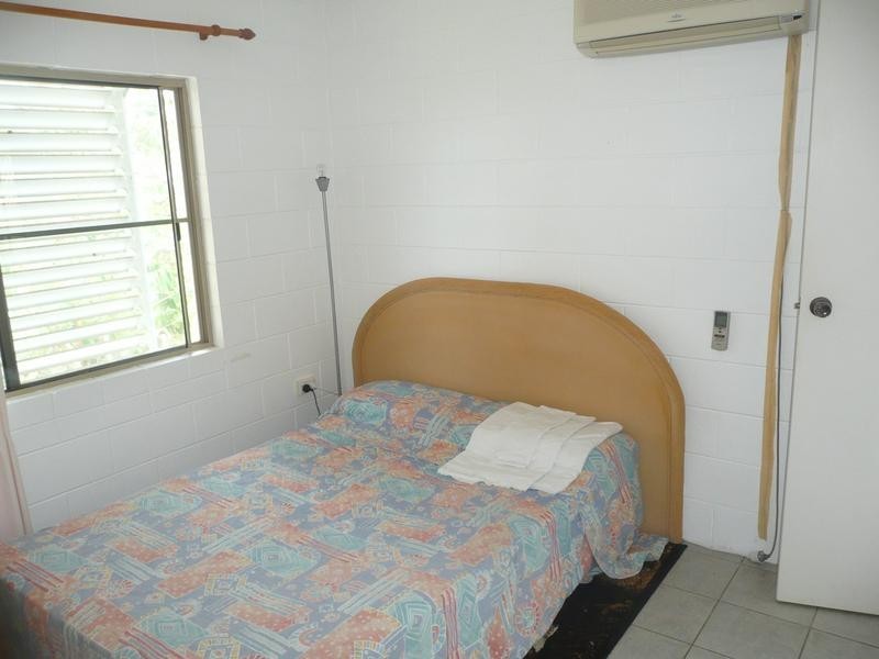 1/12 Poinciana Drive, Bowen QLD 4805