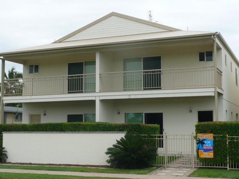 5/1 Murroona Street, Bowen QLD 4805
