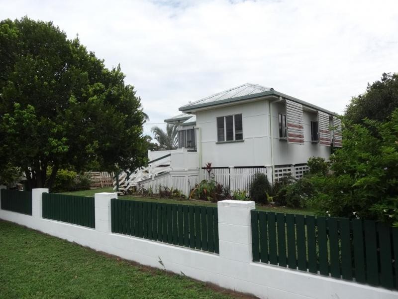 7 Russell Street, Bowen QLD 4805