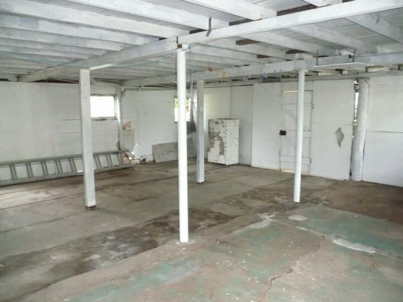 8 Blake Street, Collinsville QLD 4804