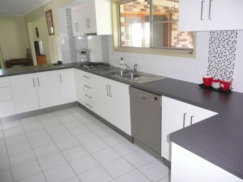 15 Eglinton Street, Bowen QLD 4805