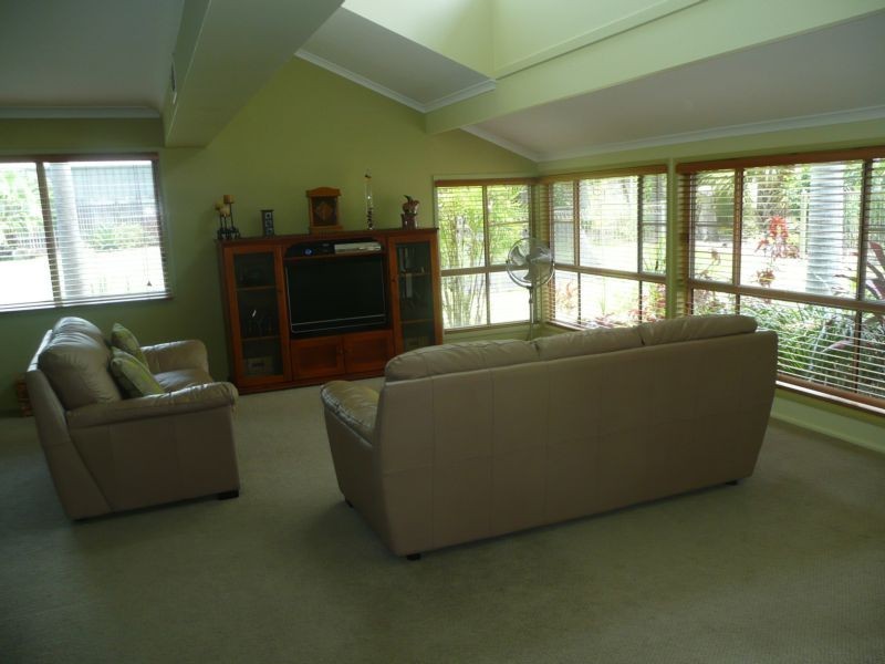 15 Eglinton Street, Bowen QLD 4805