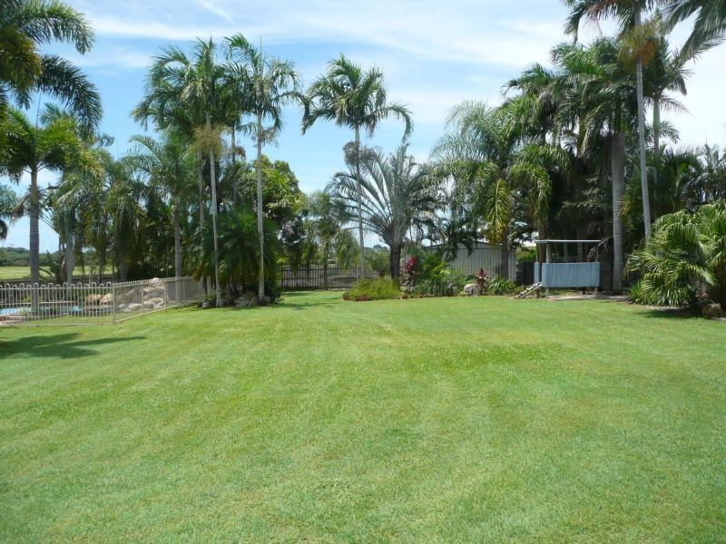 15 Eglinton Street, Bowen QLD 4805