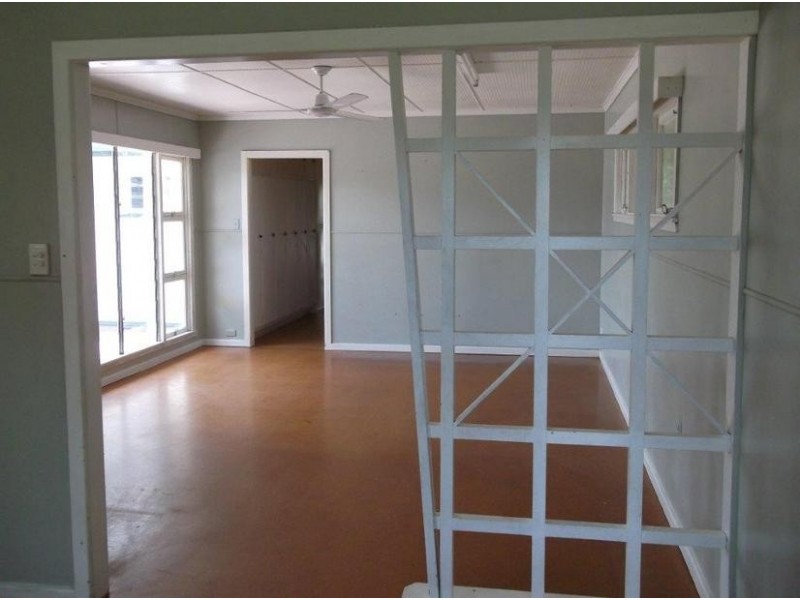 12 Marshall Street, Bowen QLD 4805