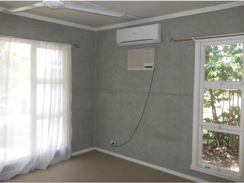 12 Marshall Street, Bowen QLD 4805