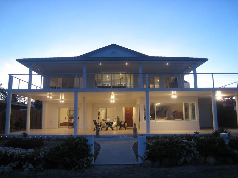 15 Bluewater Parade, Bowen QLD 4805