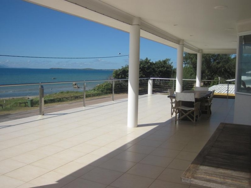 15 Bluewater Parade, Bowen QLD 4805