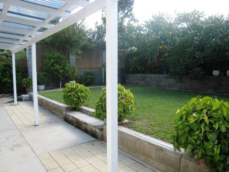 15 Bluewater Parade, Bowen QLD 4805