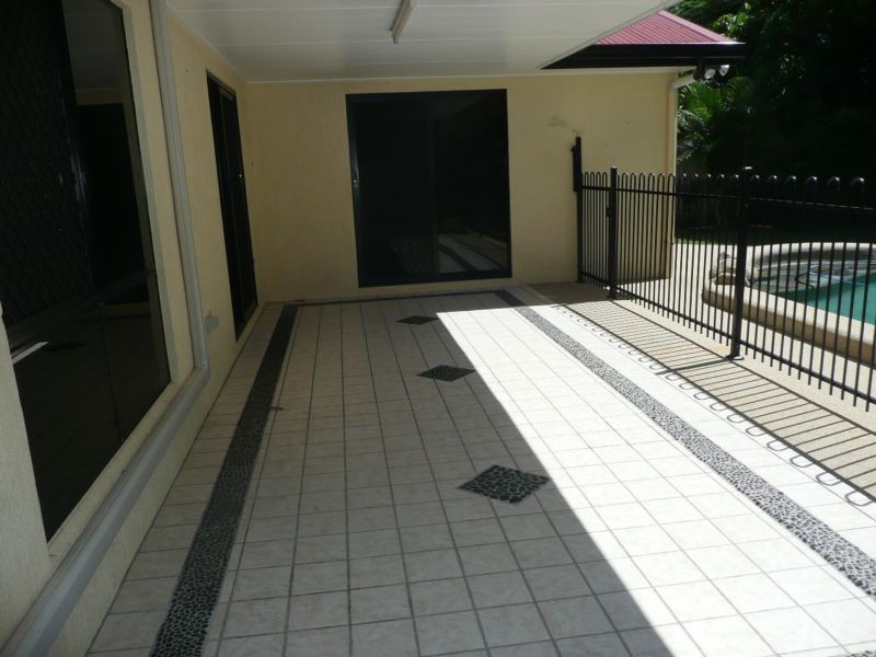 10 Peters Place, Bowen QLD 4805
