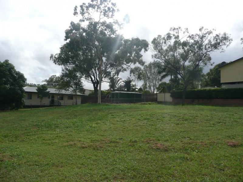 1 Shrubsole Street, Collinsville QLD 4804